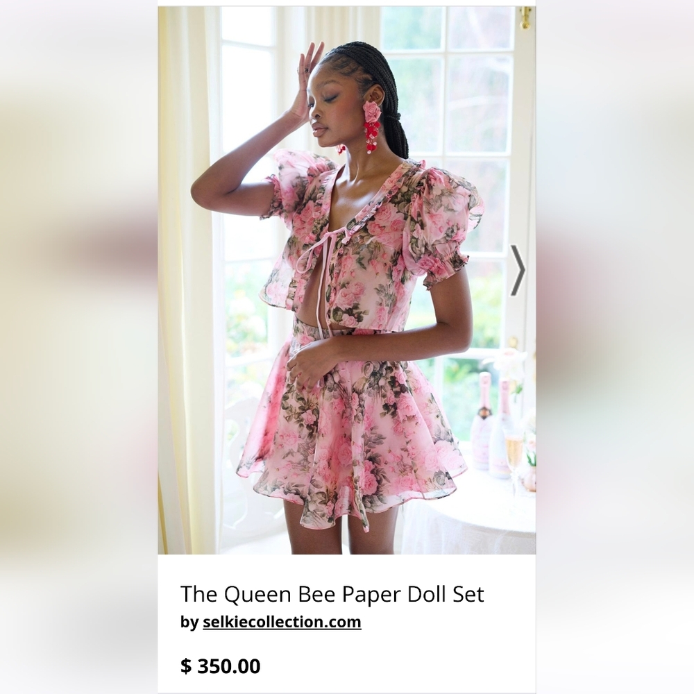 The queen bee paper doll set 🐝 👸 🌼 🌸 🌻